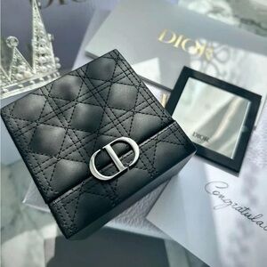 Dior Beauty VVIP gift black lipstick case